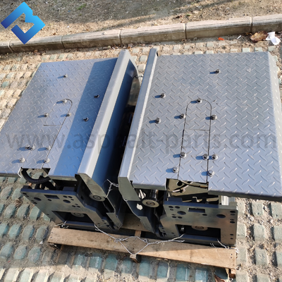 견고했습니다 아스팔트 포장재 예비 부품 교체  슈퍼 6M 스크리드 시스템 주요 스크리드 판 조립